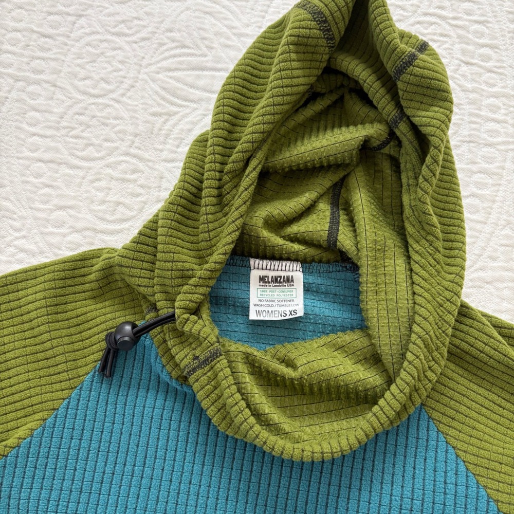 Melanzana Women's Micro Grid Hoodie, Blue / Green XS - Picture 2 of 3